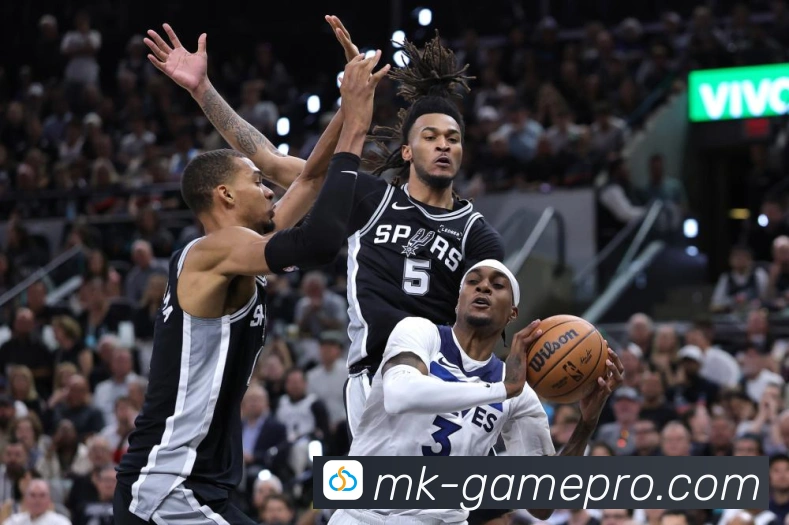 詹姆斯创造历史数据帝轰53分狂追哈登刷新NBA纪录